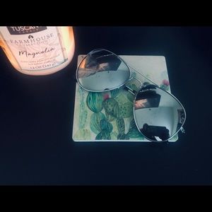 Aviation Style Sunglasses